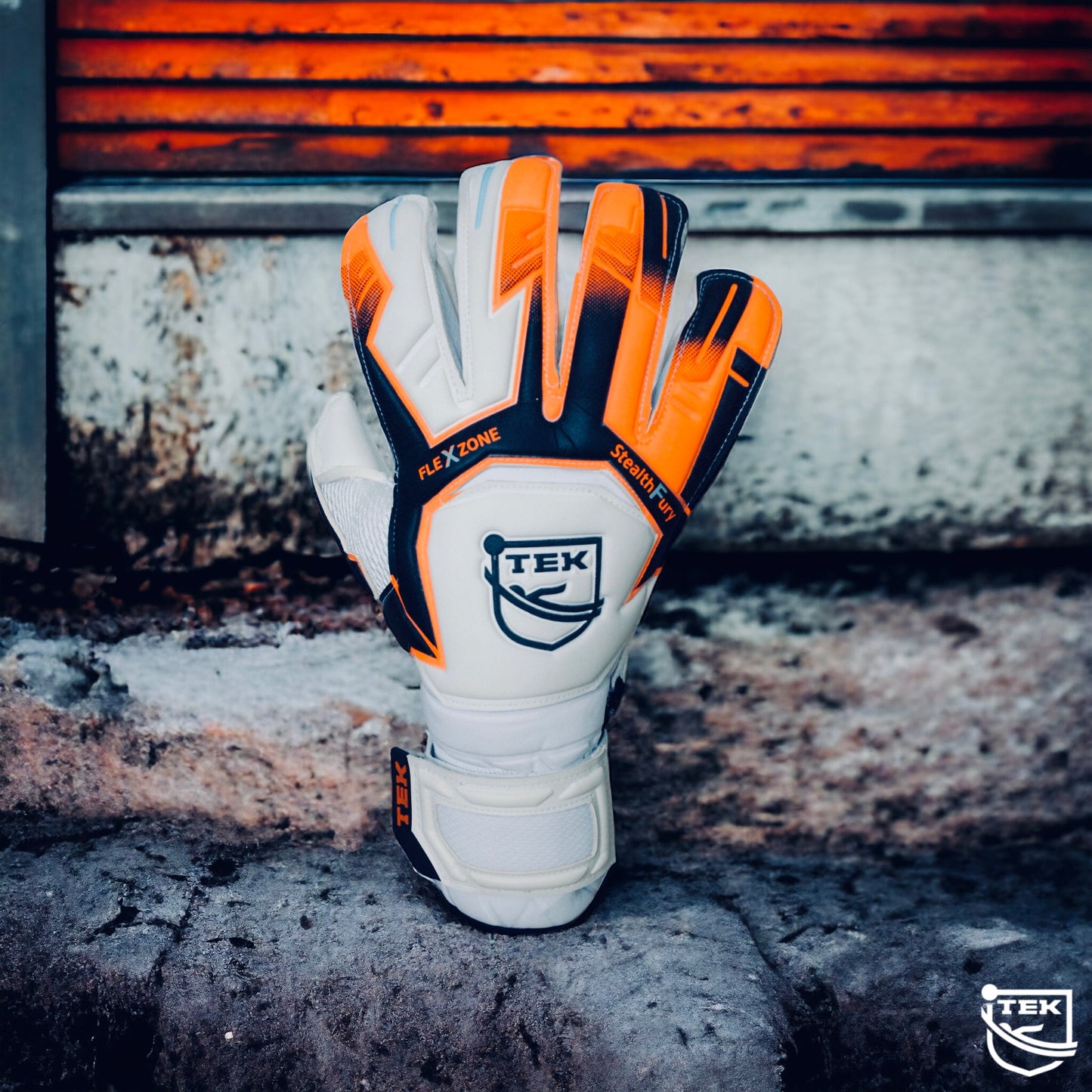 TEK StealthFury Orange White-Palm